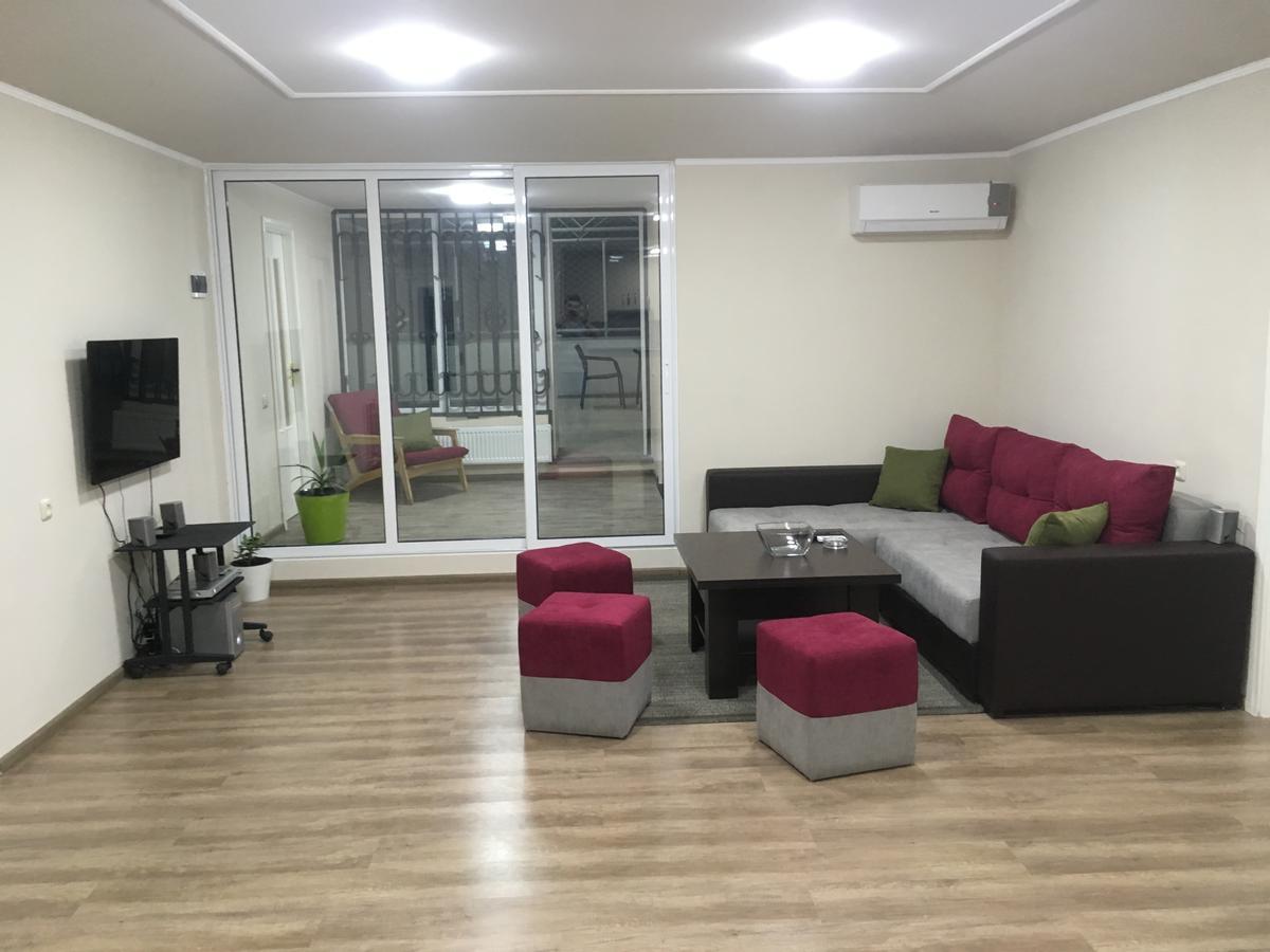 The View Apartments Erivan Exterior foto