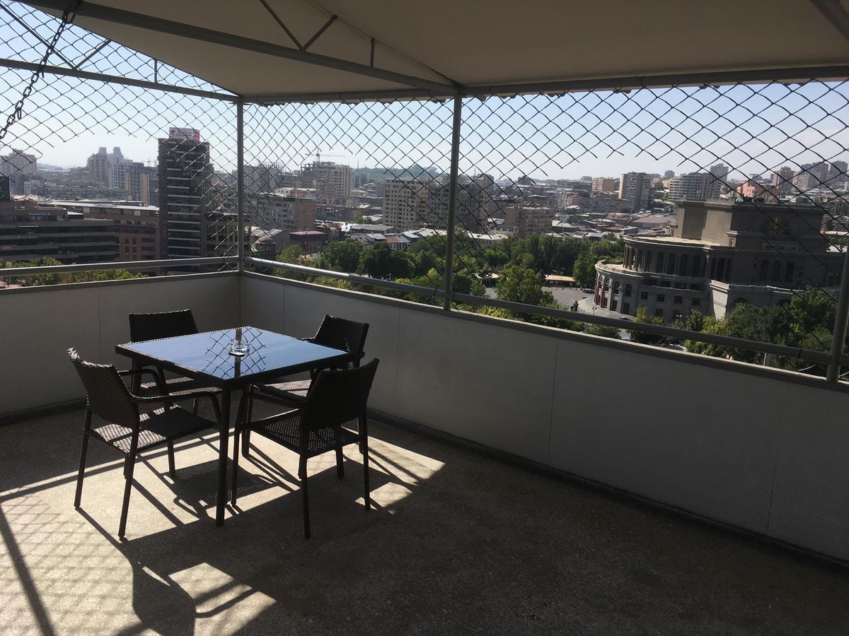 The View Apartments Erivan Exterior foto
