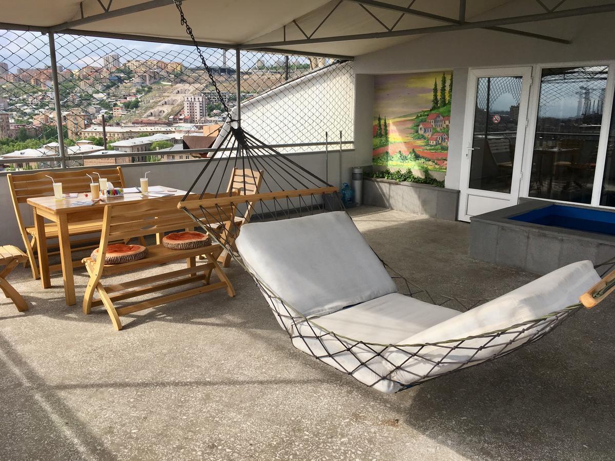 The View Apartments Erivan Exterior foto